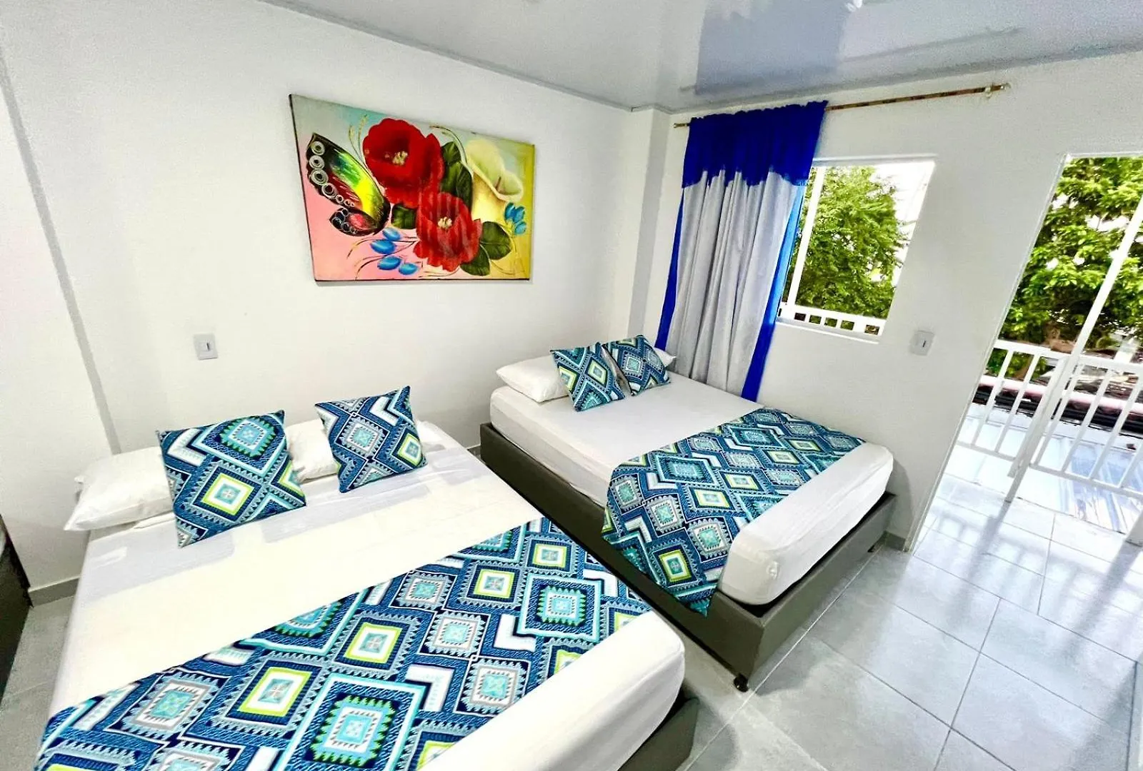 Apartaestudios Limsor Town Beach San Andres  Aparthotel