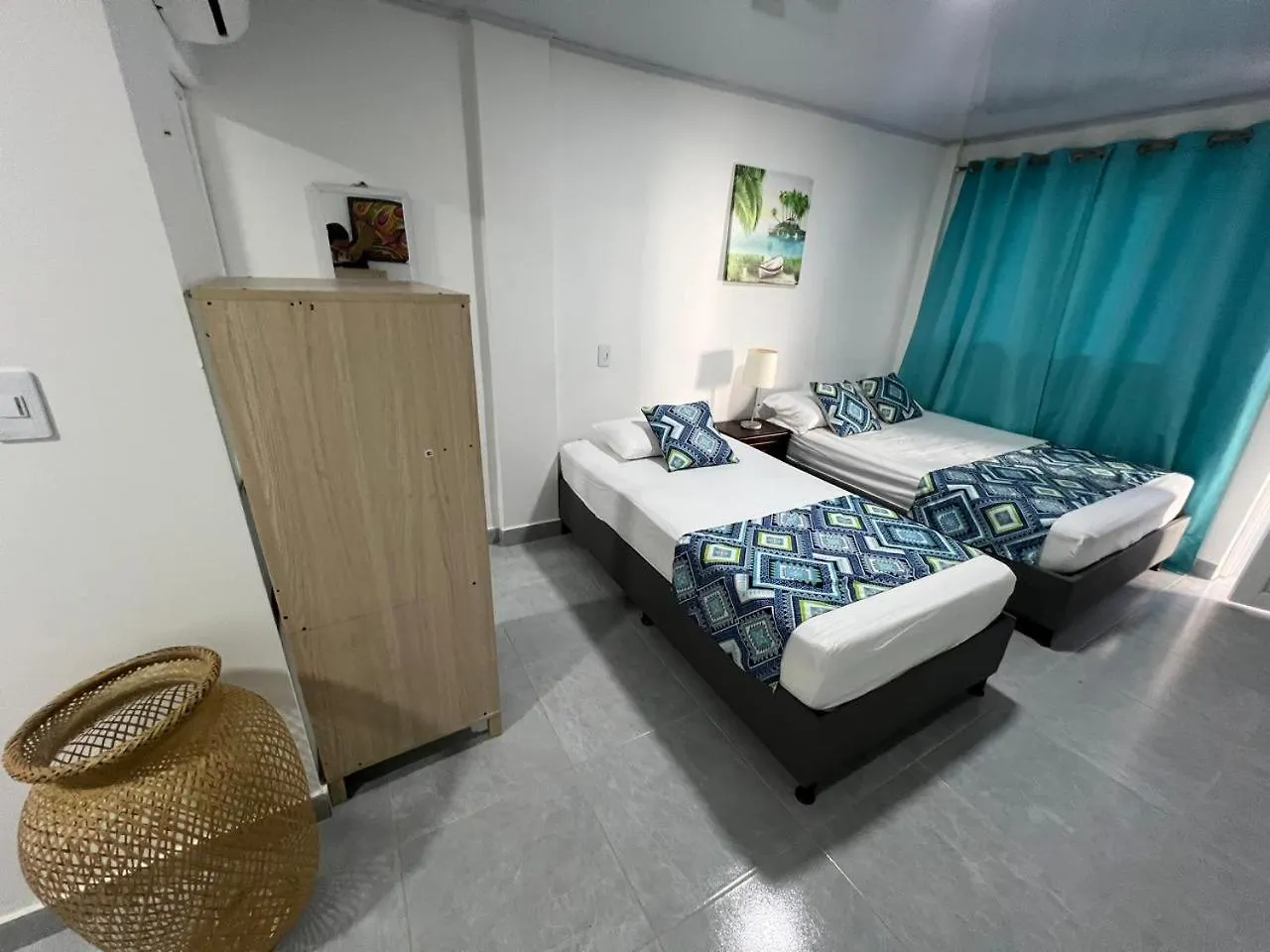 Apartaestudios Limsor Town Beach San Andres  Aparthotel San Andres (San Andres and Providencia Islands)