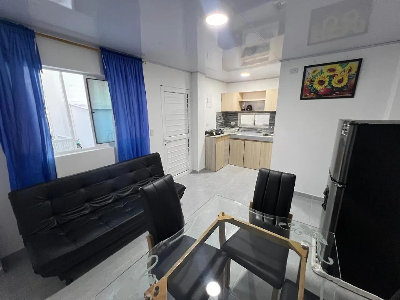 Aparthotel Apartaestudios Limsor Town Beach San Andres  Colombia