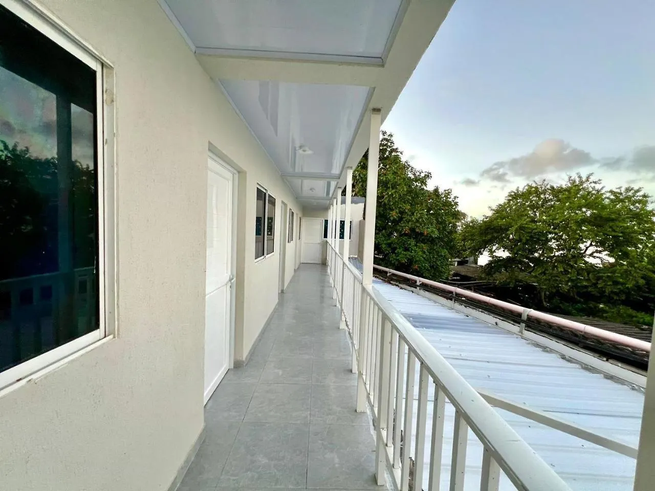 Apartaestudios Limsor Town Beach San Andres