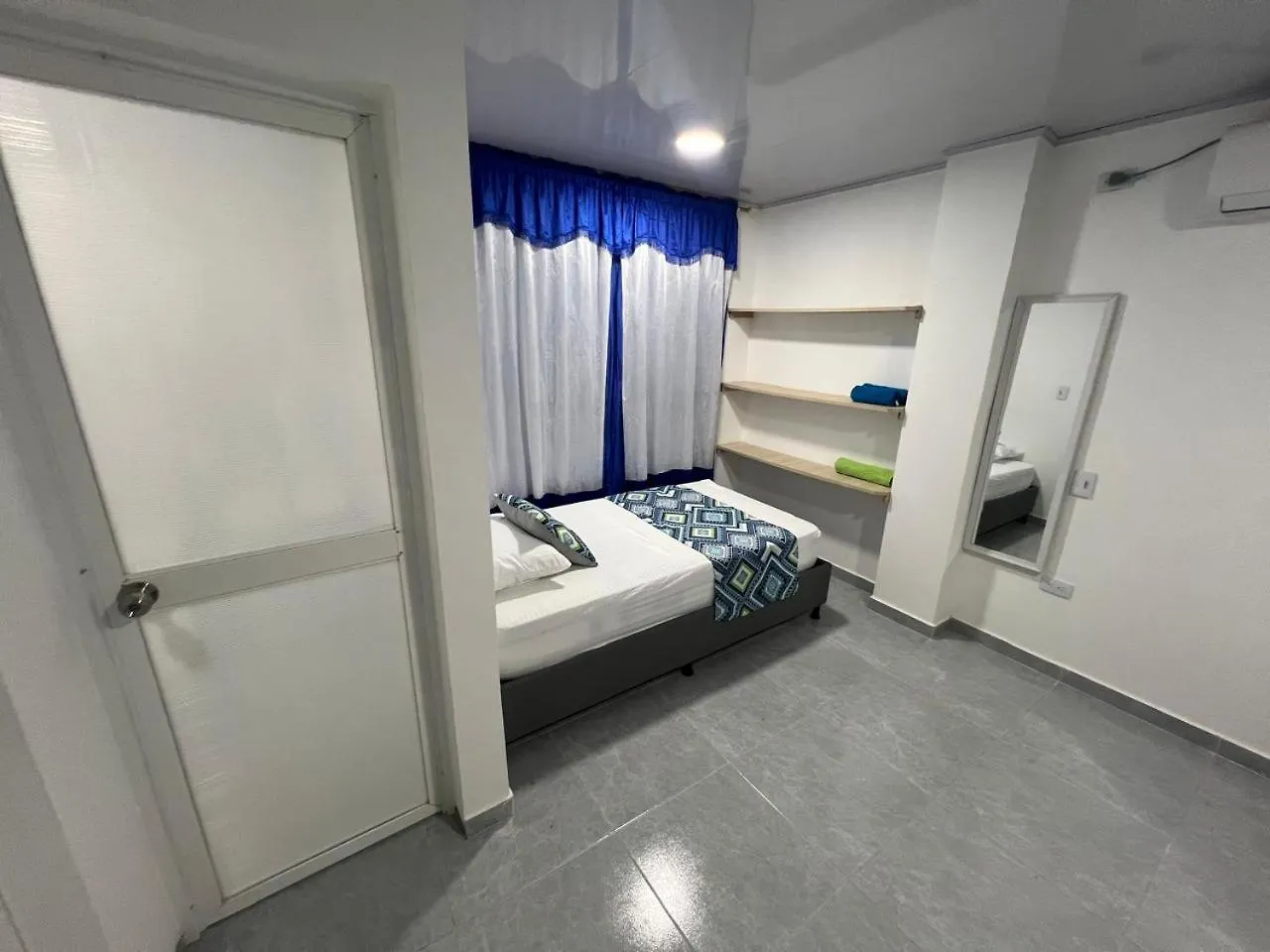 Apartaestudios Limsor Town Beach San Andres  Aparthotel San Andres (San Andres and Providencia Islands)